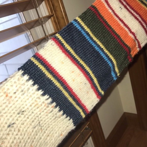 NWOT Tommy Hilfiger cropped sweater - Picture 6 of 6